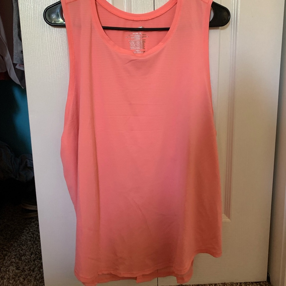 Avia Tank Top